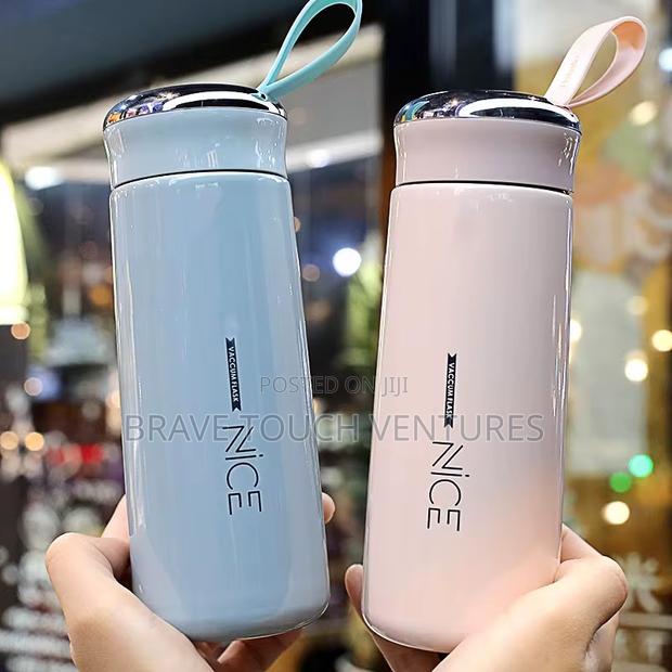 400ml Glass Water Bottle · Photo 2