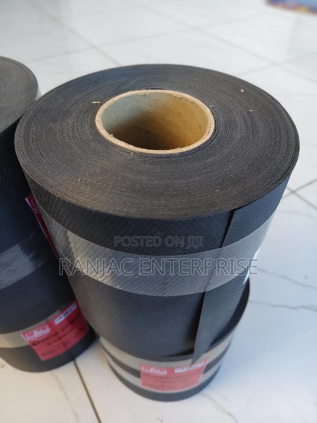 Strong Damp Proof Course - DPC · Photo 2