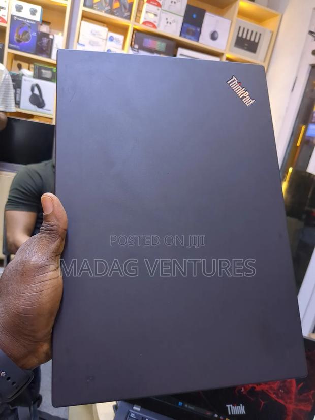 Laptop Lenovo ThinkPad X390 16GB Intel Core I5 SSD 256GB · Photo 3