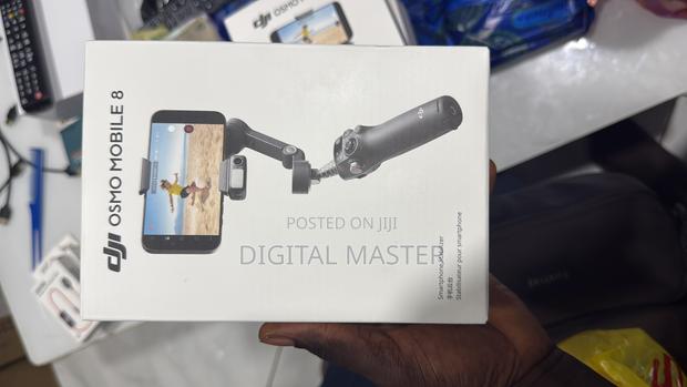Dji Osmo Mobile 8 Smartphone Gimbal · Photo 3