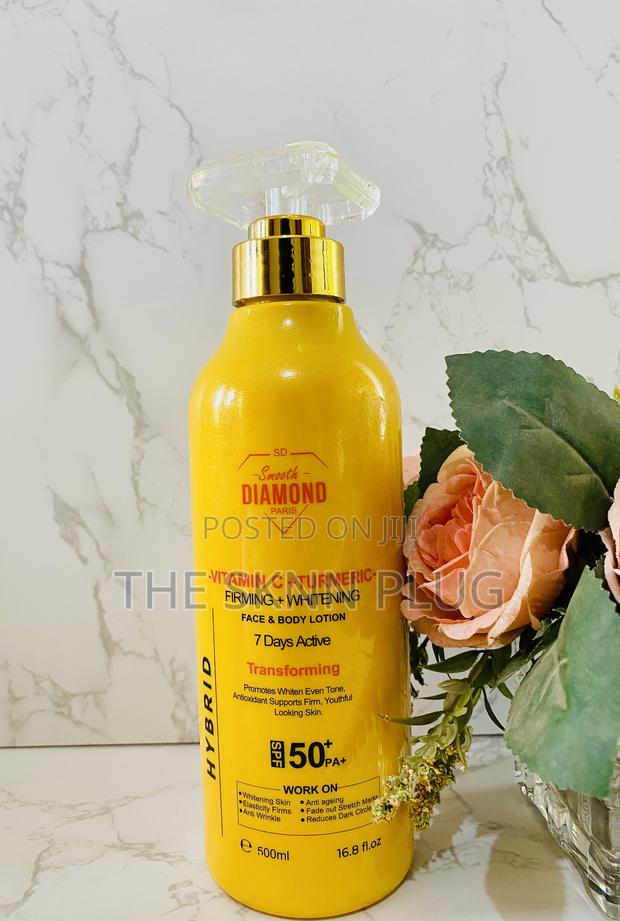 Smooth Diamond Face and Body Lotion · Photo 3