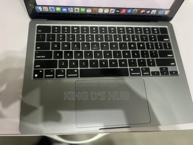 Laptop Apple MacBook Air 2026 M5 16GB Apple M3 SSD 512GB · Photo 3