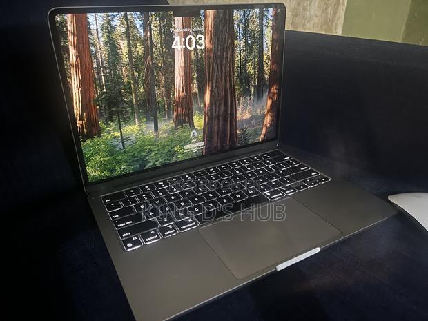 Laptop Apple MacBook Air 2026 M5 16GB Apple M3 SSD 512GB · Photo 4