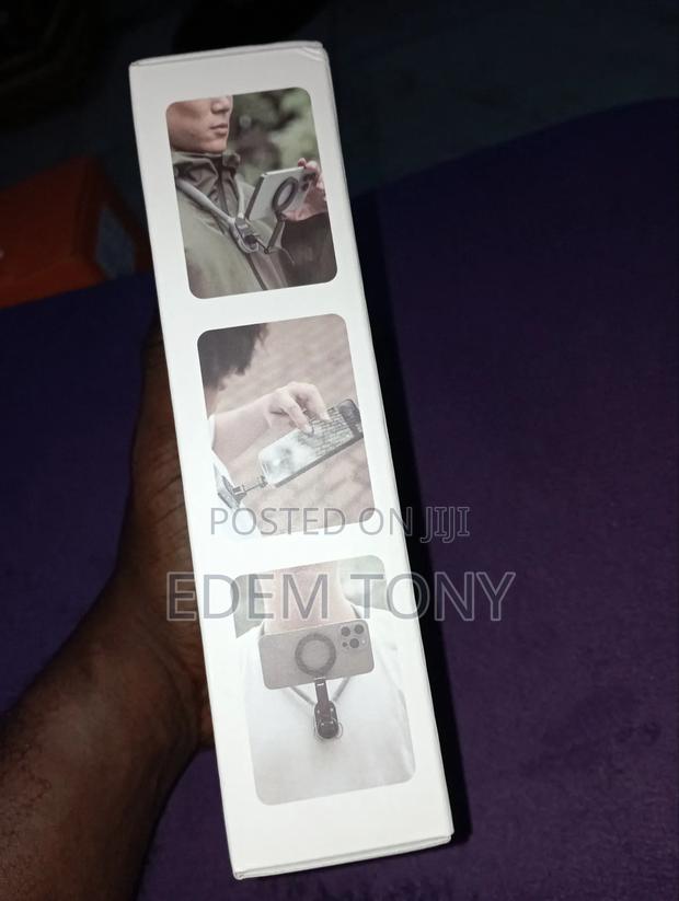 Telesin Smartphone Magnetic Neck Holder - Model: MNM-001 · Photo 2