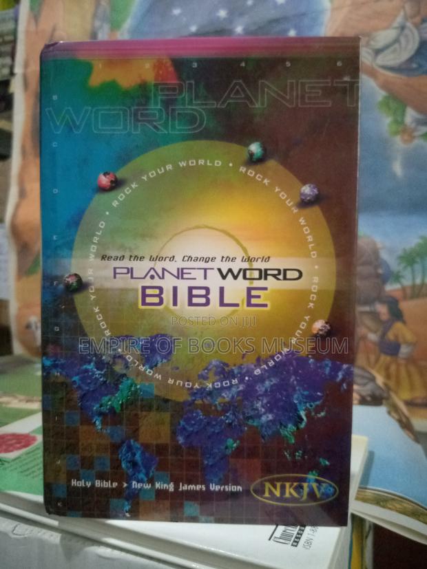 King James Version Planet Word Bible: Full-Color, Laminated · Photo 1
