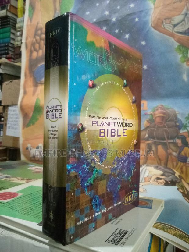 King James Version Planet Word Bible: Full-Color, Laminated · Photo 2