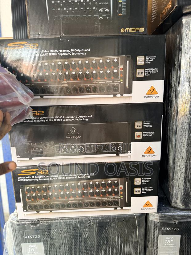 Behringer S32 32 X 16 Digital Stage Box(! Promo! ) · Photo 1