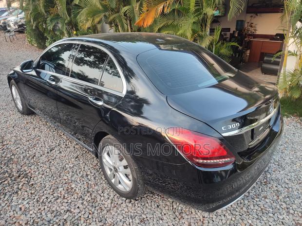Mercedes-Benz C300 Base C300 AWD 4MATIC Sedan 2019 Black · Photo 6