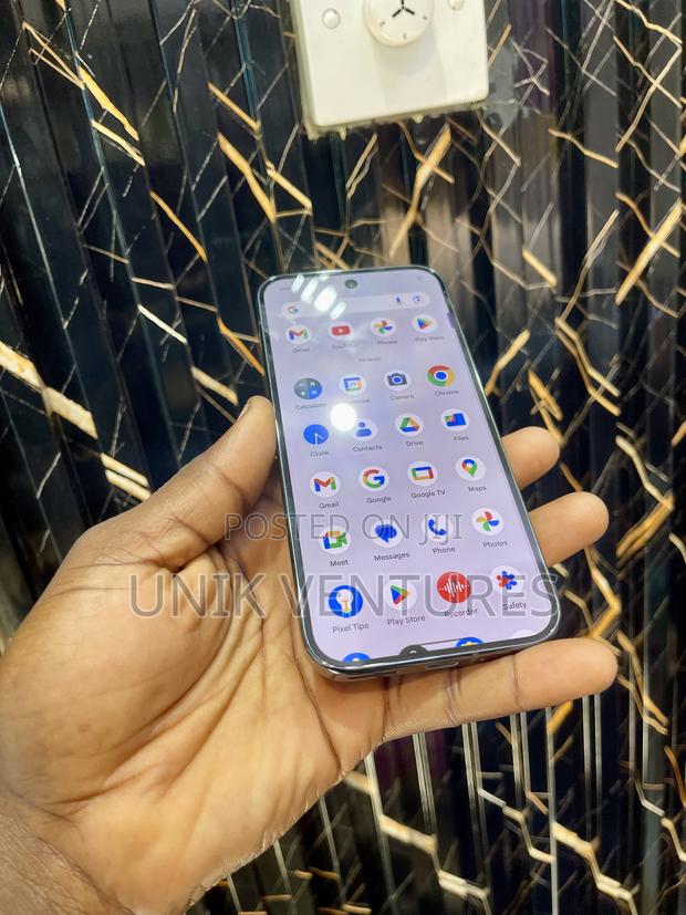 Google Pixel 9 Pro 128 GB Black · Photo 5
