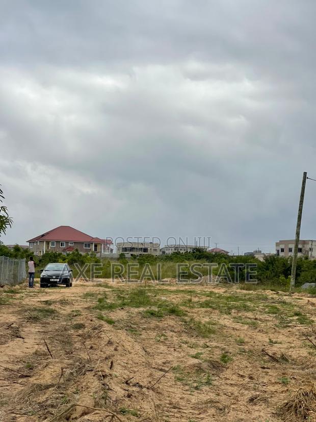 Discounted Lands With Free Packages. · Photo 1
