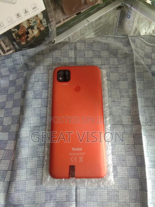 Xiaomi Redmi 9C 128 GB Red · Photo 2
