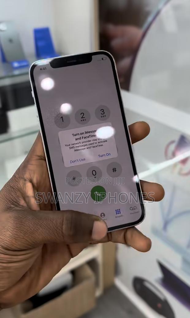 Apple iPhone 12 Pro Max 128 GB White · Photo 1