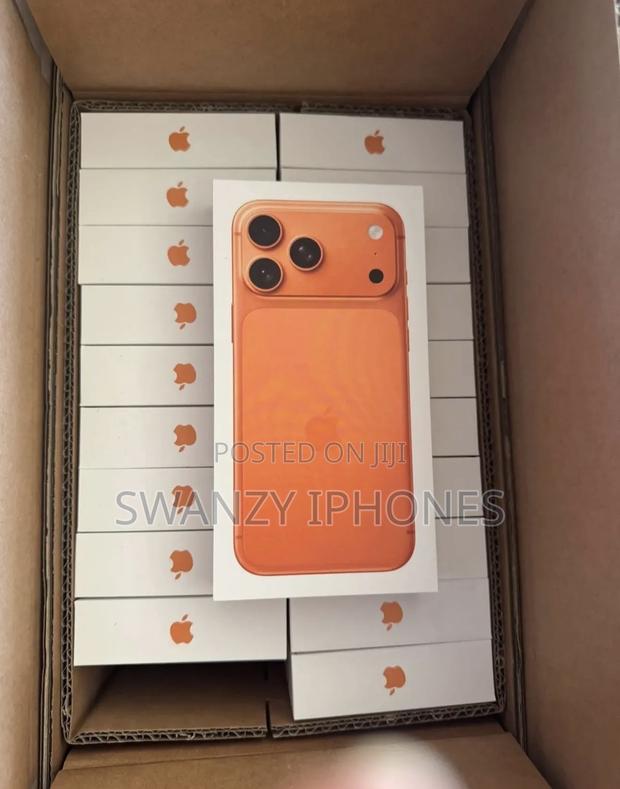 New Apple iPhone 17 Pro Max 256 GB Orange · Photo 2
