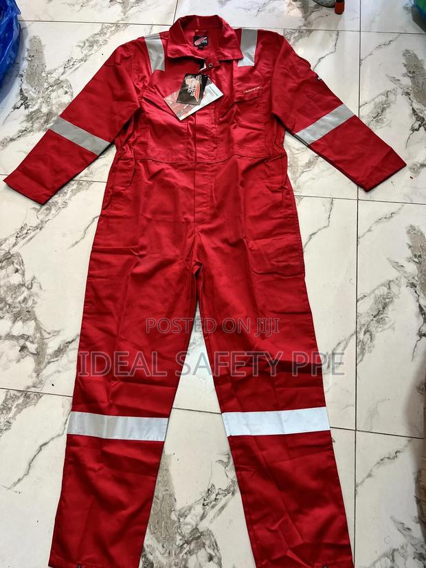 Safety Coverall / Boiler Suit Or Fire Resistant Coverall · Photo 1