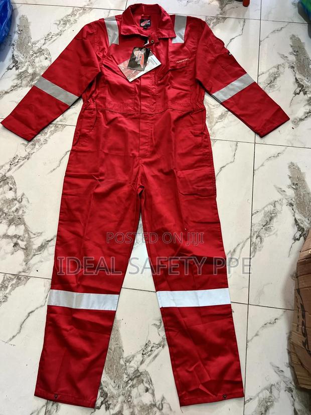 Safety Coverall / Boiler Suit Or Fire Resistant Coverall · Photo 4