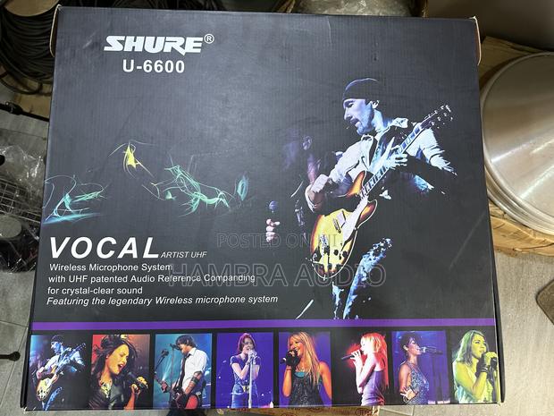 Shure 4 in 1 Wireless Microphone · Photo 5