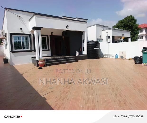 3bdrm House in Spintex, Sakumono for rent · Photo 1