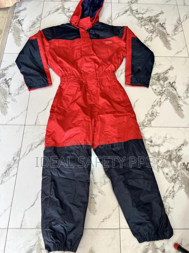 Protective Coverall / Industrial Coverall · Photo 4