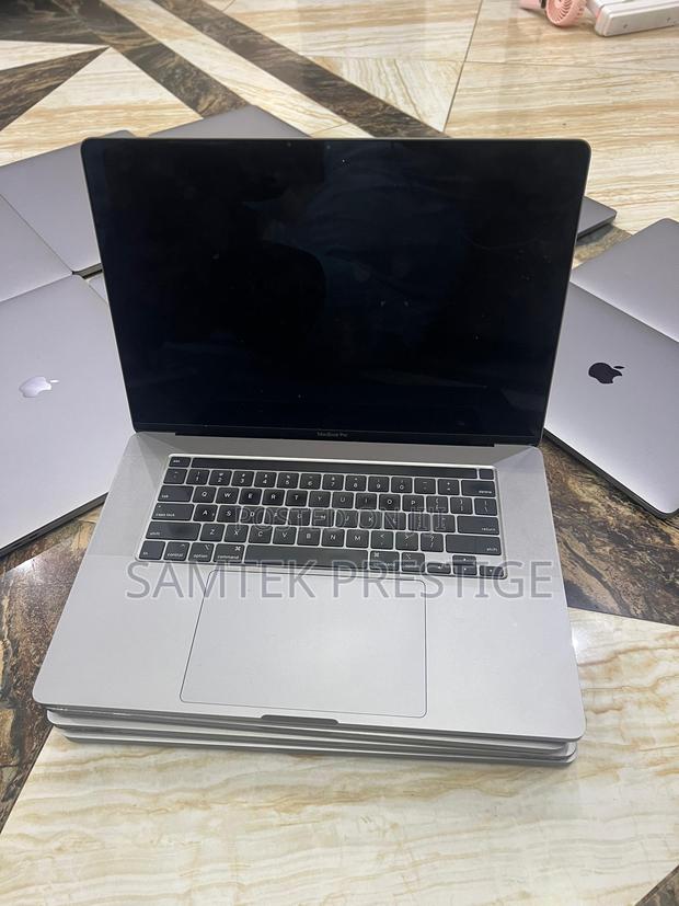 Laptop Apple MacBook Pro 2019 16GB Intel Core i7 SSD 512GB · Photo 1