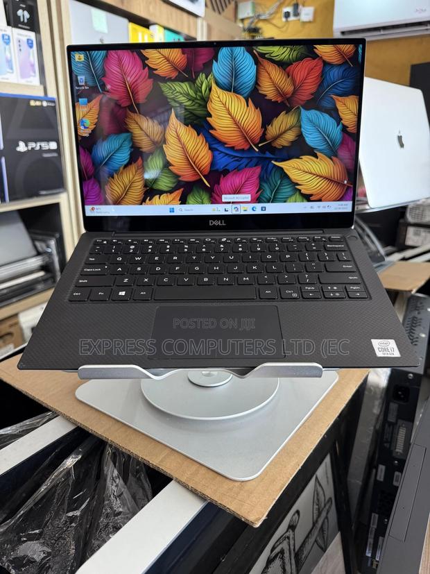 Laptop Dell XPS 13 7390 16GB Intel Core I7 SSD 512GB · Photo 4