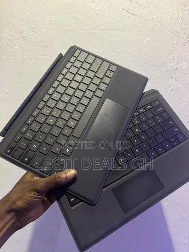 Surface Pro Keyboards · Photo 1