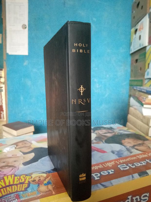 NRSV Standard Bible Hardcover (Black) · Photo 1
