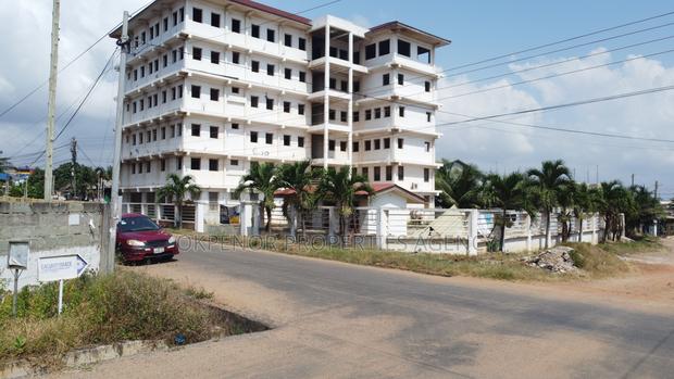 20bdrm House in Airport Hills, Accra Metropolitan for sale · Photo 6