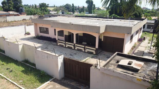 5bdrm House in Accra for sale · Photo 1