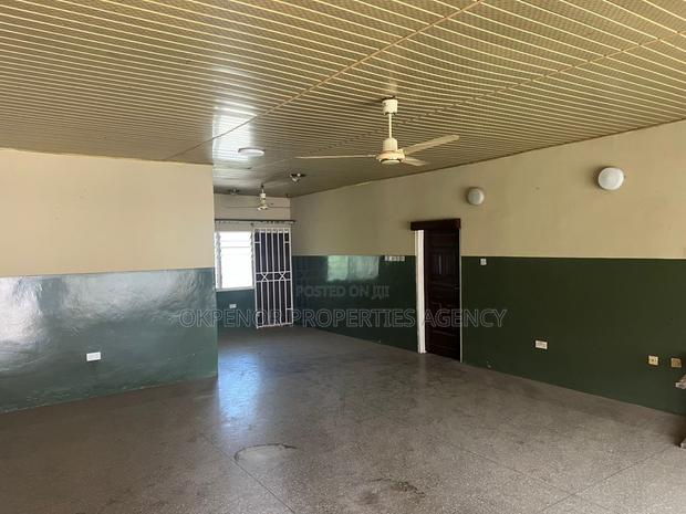 5bdrm House in Accra for sale · Photo 7