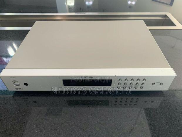 Rotel Rt 02 Am/Fm Stereo Tuner Digital Rds · Photo 1