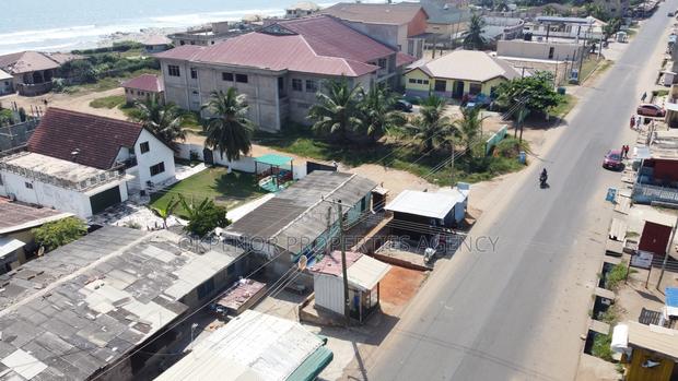 4bdrm House in Nungua Beach, Accra Metropolitan for sale · Photo 3