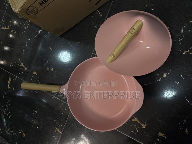 The Swiden Smooth Fry Pan · Photo 1
