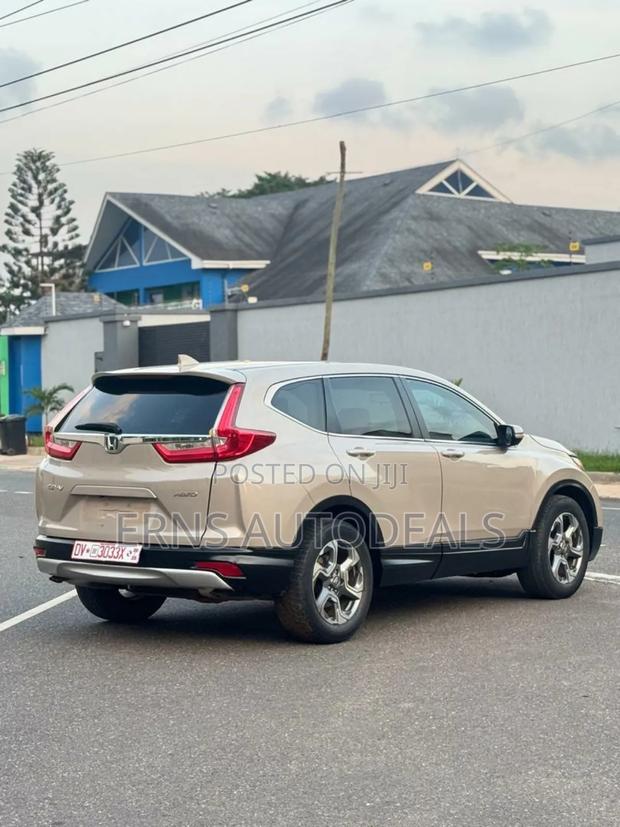 Honda CR-V EX-L AWD 2019 Gold · Photo 2