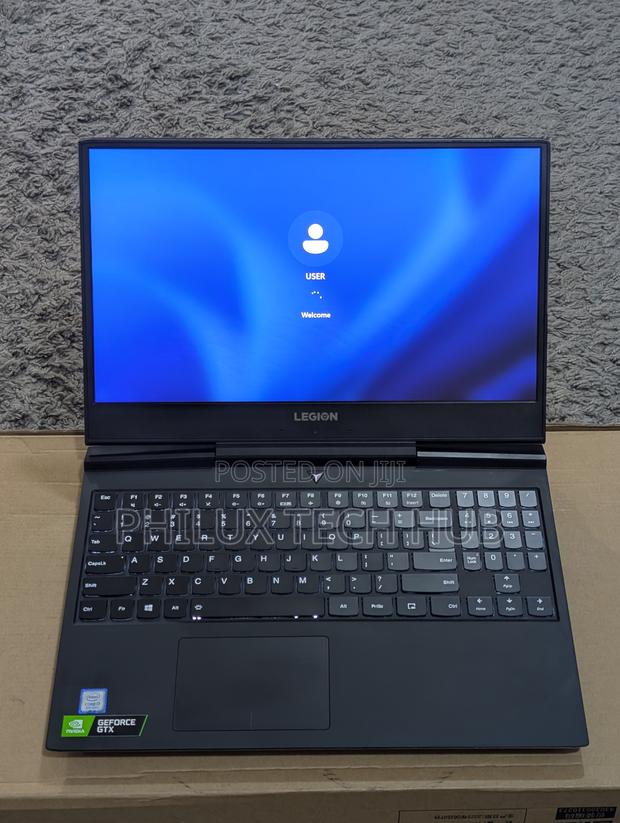 Laptop Lenovo Legion Y730 16GB Intel Core I7 SSD 512GB · Photo 2