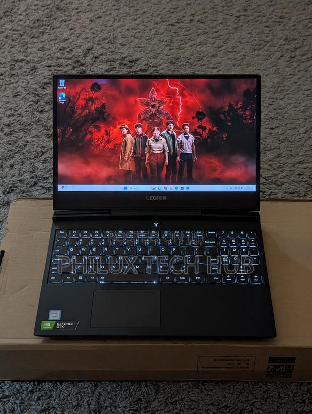 Laptop Lenovo Legion Y730 16GB Intel Core I7 SSD 512GB · Photo 4
