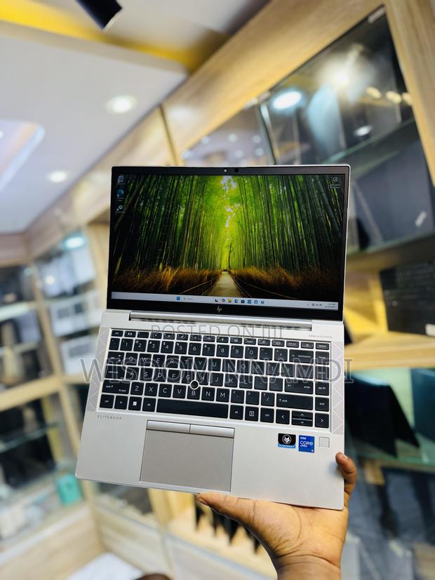 Laptop HP EliteBook 840 G8 16GB Intel Core i5 SSD 512GB · Photo 3