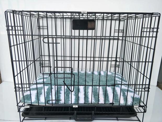 Metallic Dog Cage With Bed · Photo 1