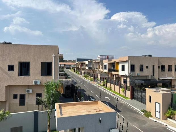 5bdrm Mansion in Tseaddo for sale · Photo 4