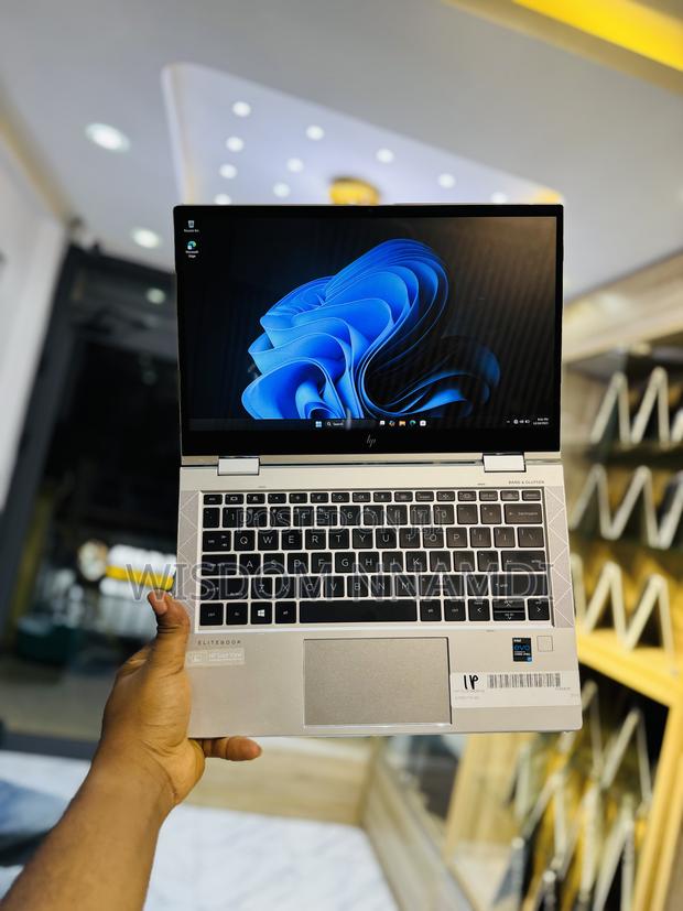 Laptop HP EliteBook 830 G8 32GB Intel Core i7 SSD 512GB · Photo 6