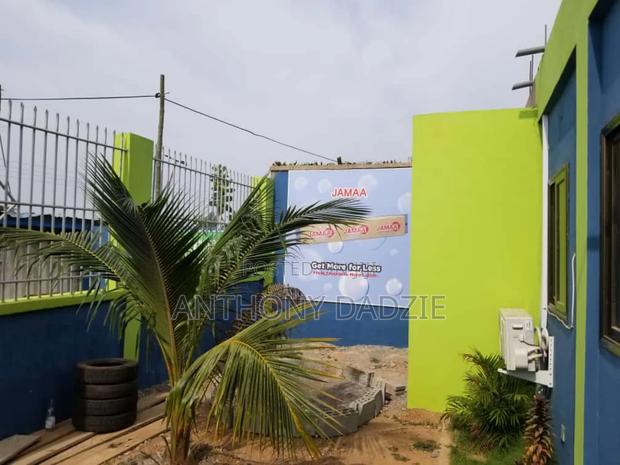 Commercial Warehouse for Sale · Photo 5