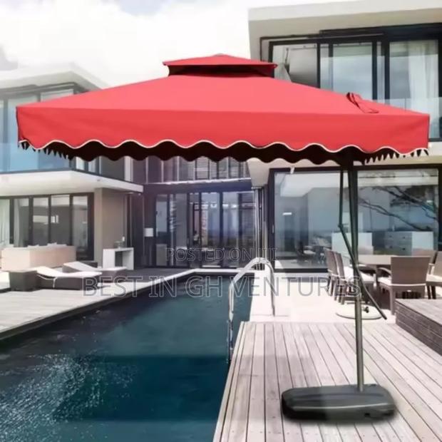 Beautiful Outdoor Umbrella · Photo 1