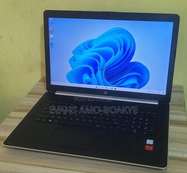 Laptop HP Pavilion 17 8GB Intel Core I5 SSD 256GB · Photo 4