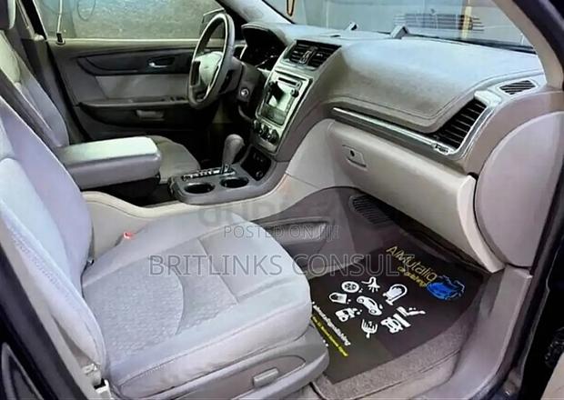 Nissan Fronti Pick Up Truck Available for Rentals! · Photo 2