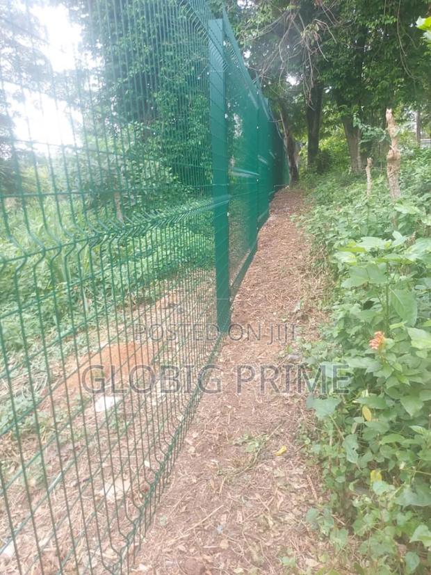 Land Fencing. Panel and Chain Link · Photo 5