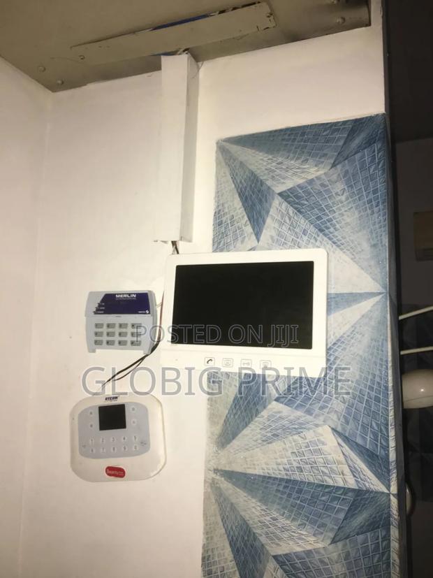 Video Doorbell Installation · Photo 2