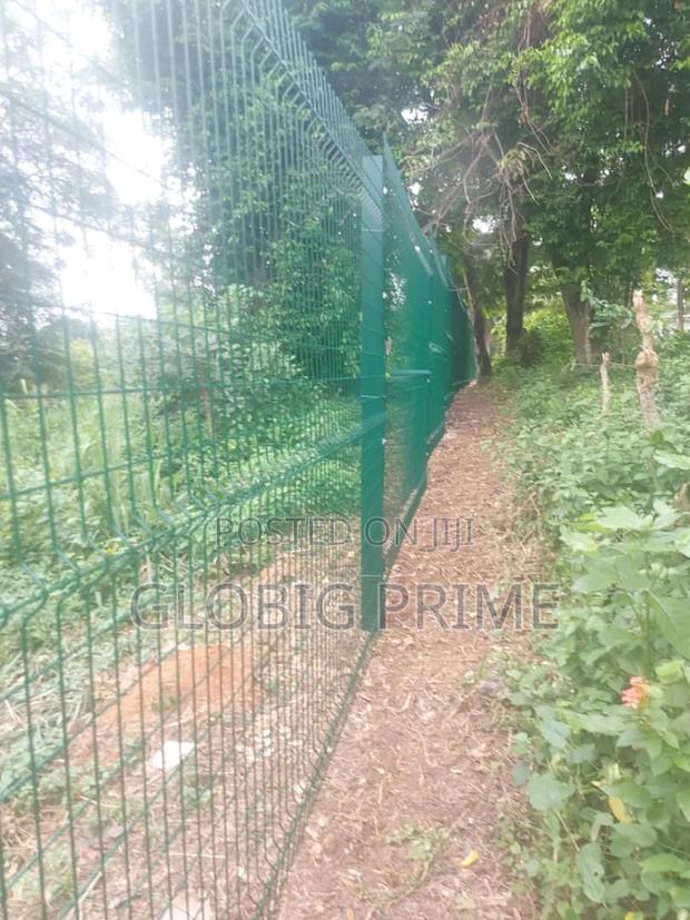 Panel Mesh Fencing · Photo 2