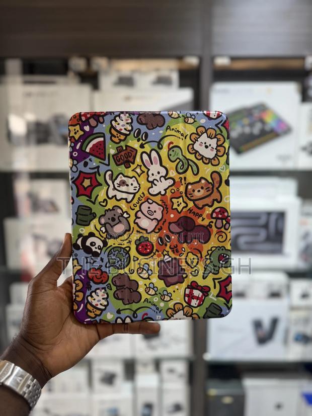 iPad A16 And 10th Gen Cases · Photo 1