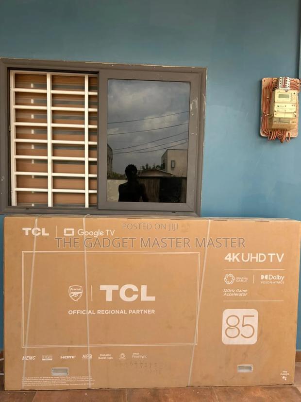 TCL 85" 745d Smart Uhd Tv · Photo 1