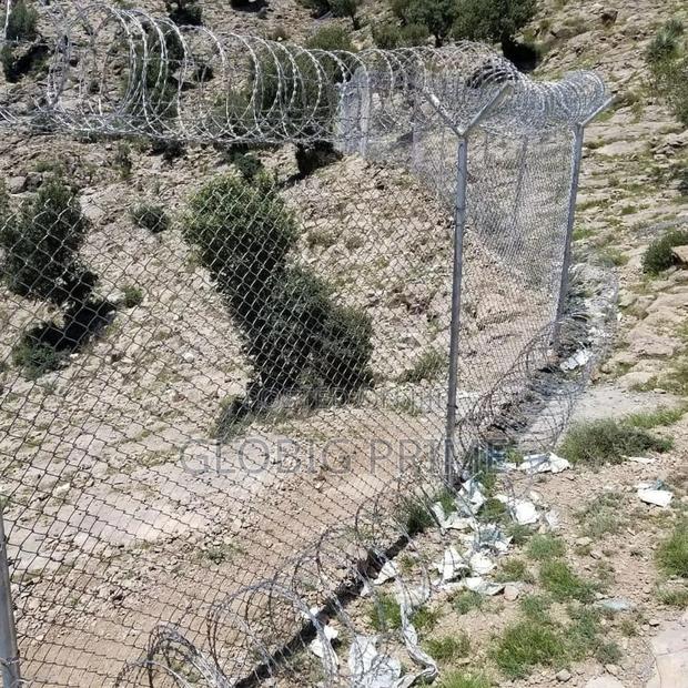 Chain Link Fence · Photo 2