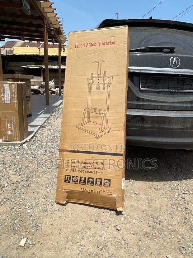 Universal Mobile Tv Trolley Solid Reliable · Photo 1
